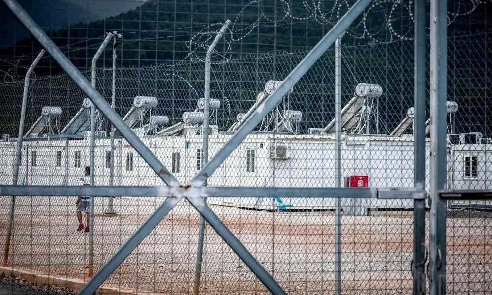 Χαμός στο ΚΥΤ Μαλακάσας: Άγρια συμπλοκή μεταξύ 70 Αιγύπτιων